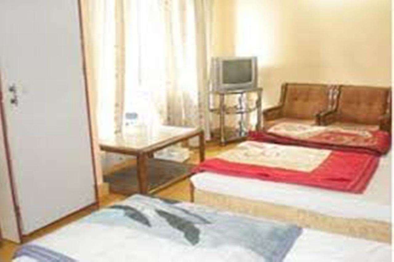 Hotel Shivlok Rishīkesh Exteriör bild